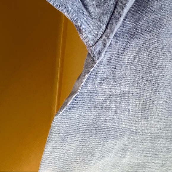 ⚪️GILDAN: Women’s size M, blue/white ombre, Bubba Gump Shrimp long sleeve shirt. - Picture 6 of 10